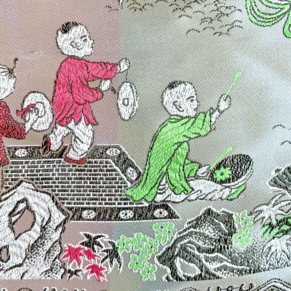 Mid-Century Vintage Brocaded Flowers Chinese Silk Tapestry Tablecloth 75" x 55" - Picture 5 of 16